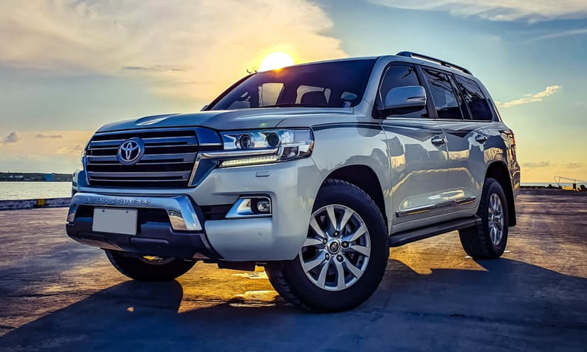 Toyota Land Cruiser 200